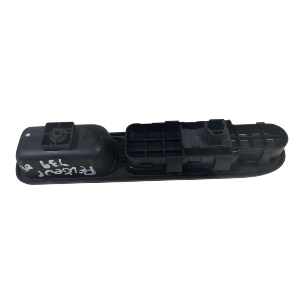 Comando Vidro Diant Direito Peugeot 307 2001 A 2008 S/botao 2