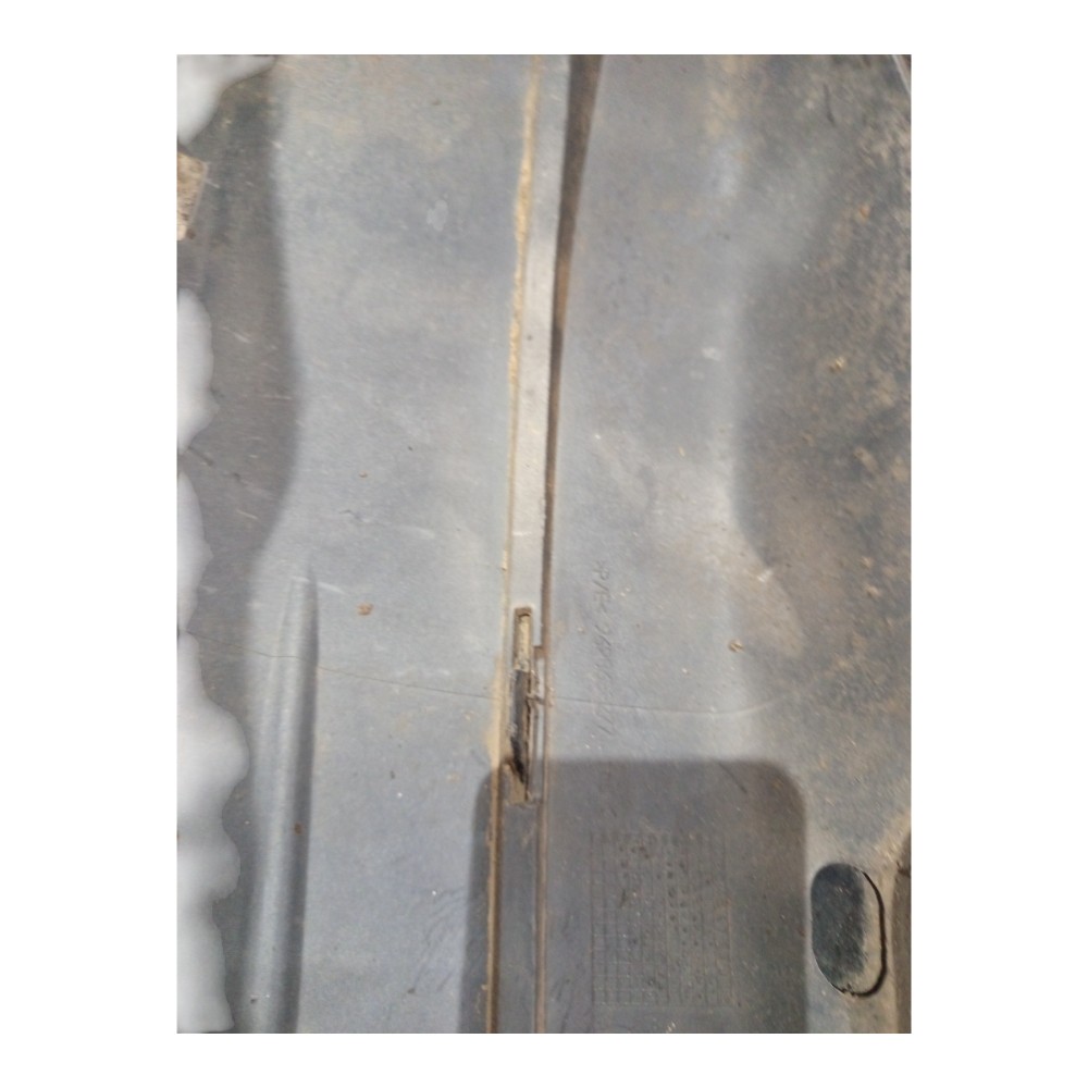Parachoque Traseiro Prata Peugeot 206 2001 A 2010 Detalhes 6