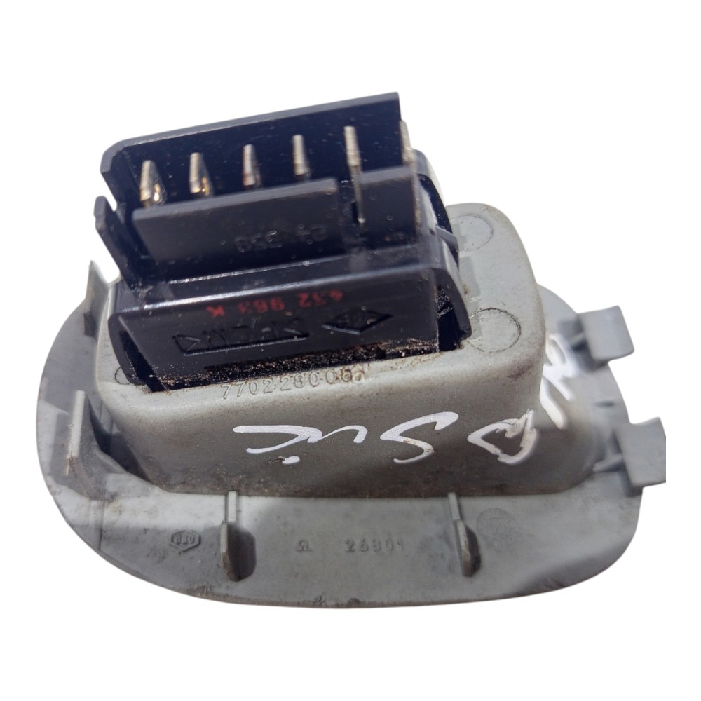 Botão Vidro Elétrico Dianteiro Ld Renault Scenic 2001 A 2010 7