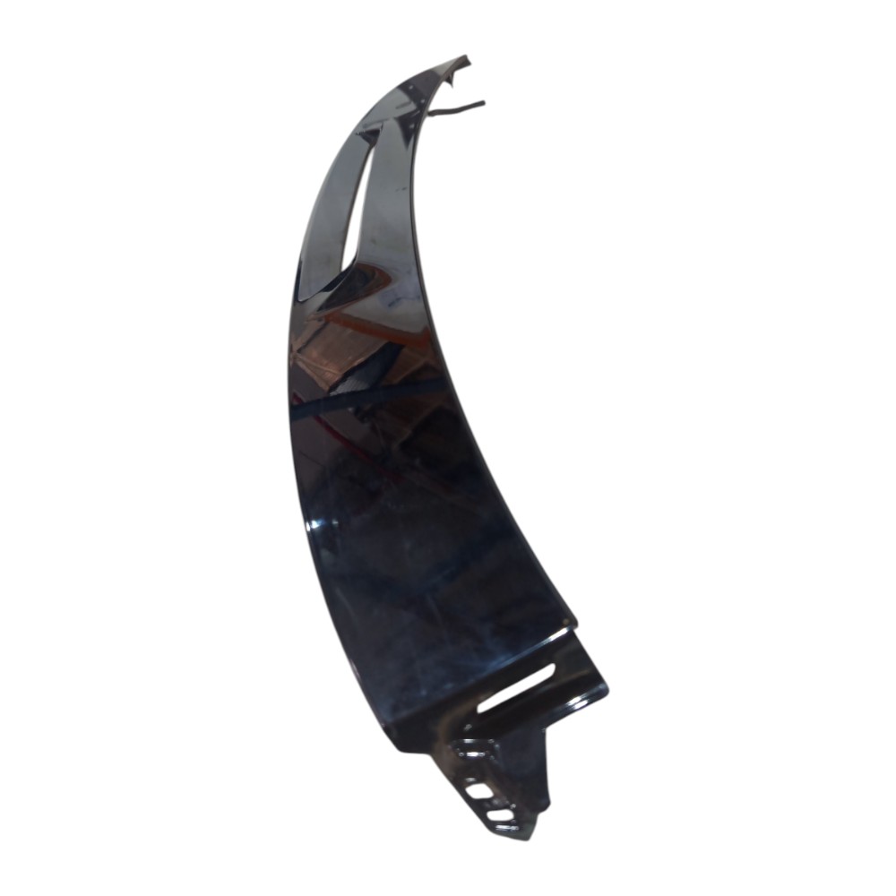 Spoiler Acabamento Brake Light Gm Tracker 2020 A 2024 Preto 3