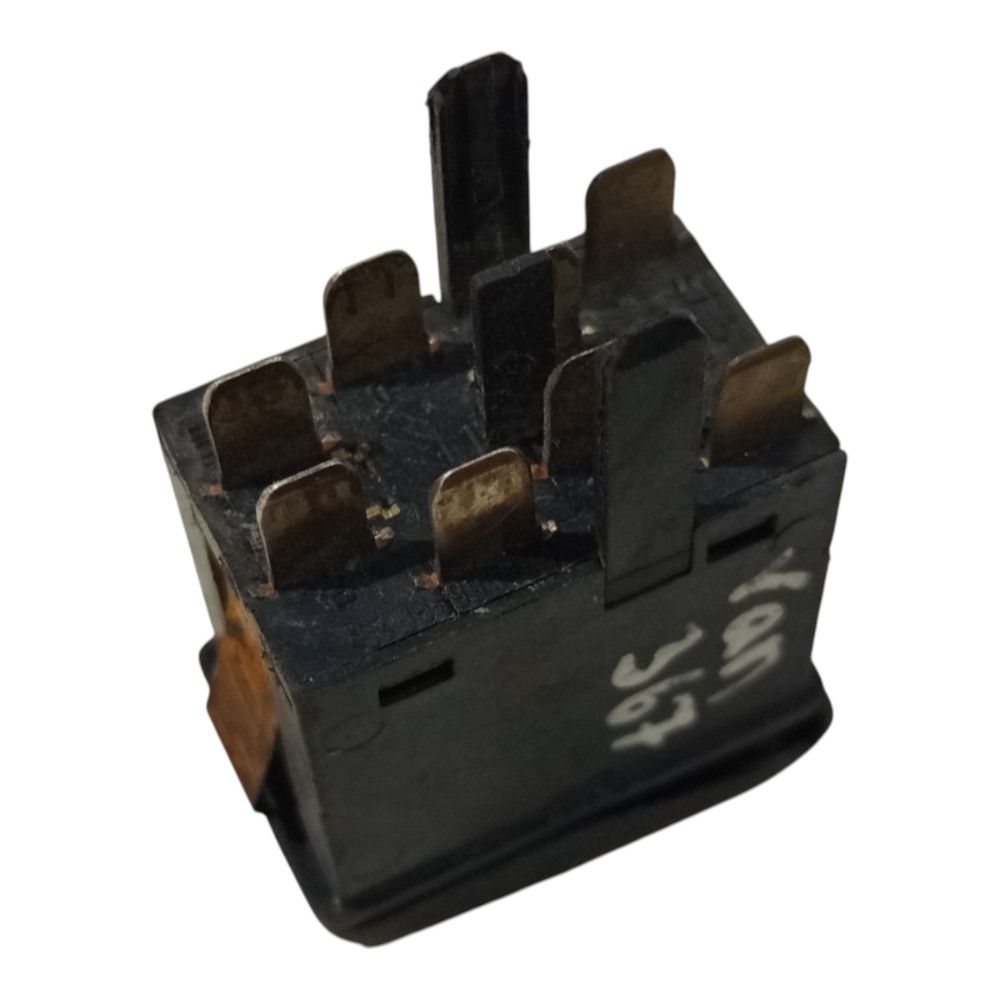 Botão Interruptor Pisca Alerta Volkswagen Van 1999 A 2002 – Preto 4