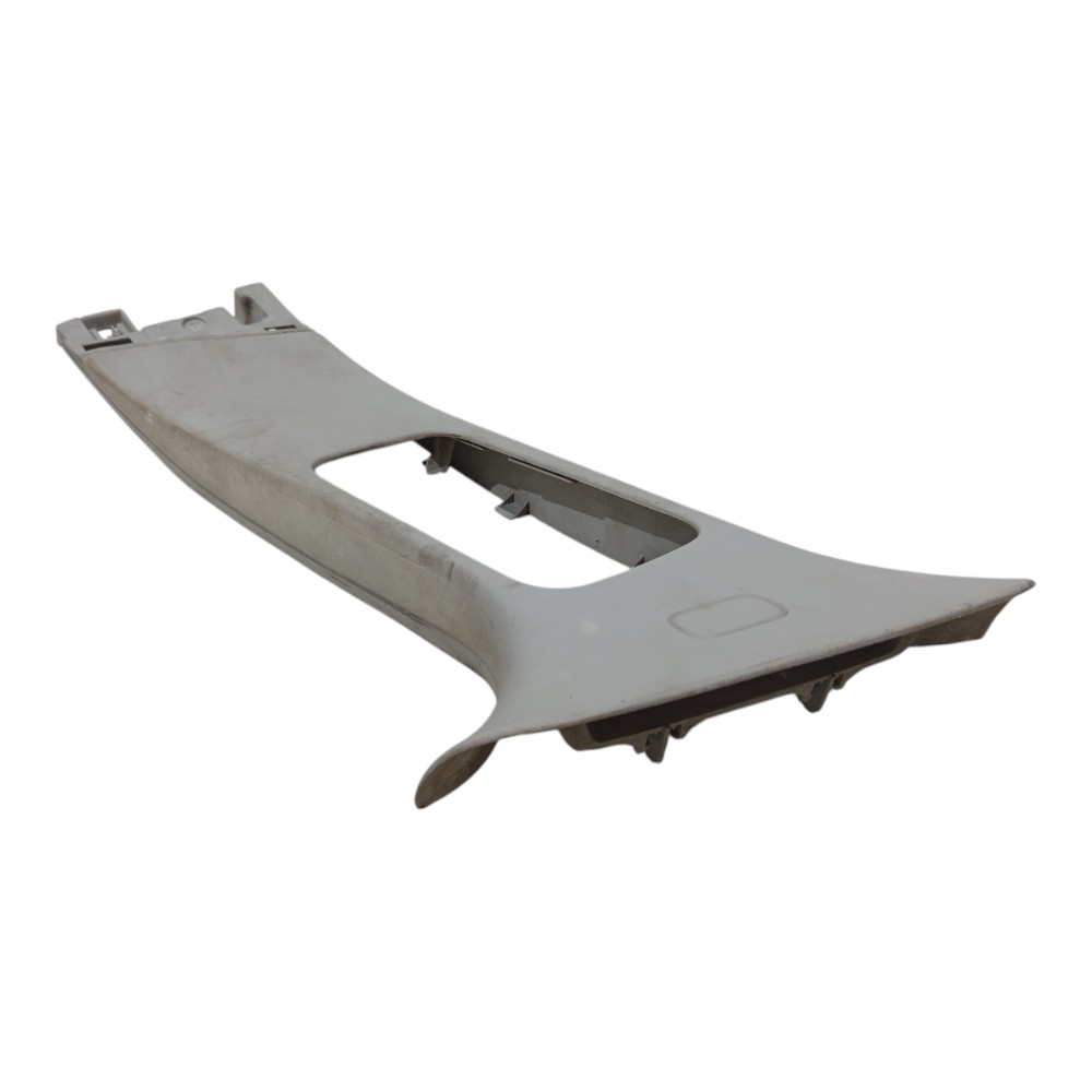 Moldura Coluna Porta Esquerda Peugeot 307 2001 2002 A 2008 3