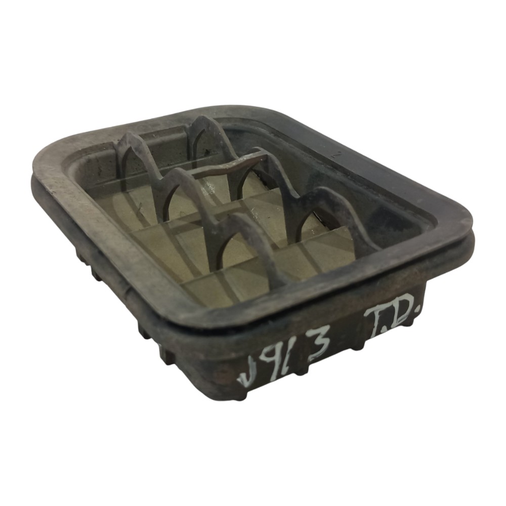 Difusor Ar Direito Parachoque Traseiro Audi A3 1999 A 2006 4
