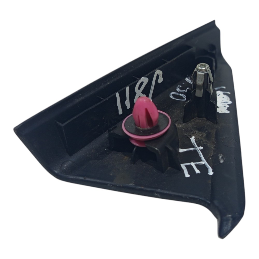 Moldura Interna Tradeira Esquerda Hyundai I30 2009 A 2012 5