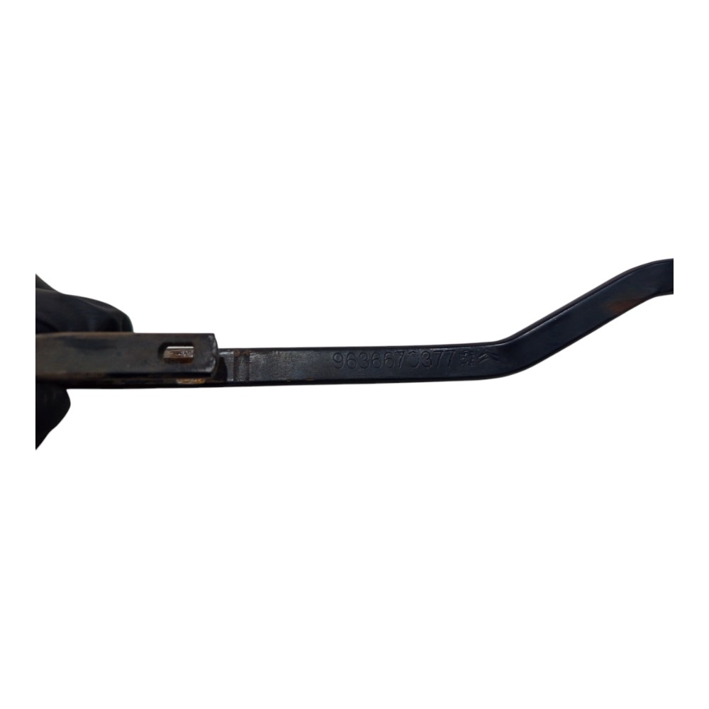Braço Limpador Esq Peugeot 206 2001 A 2011 Esquerdo 7