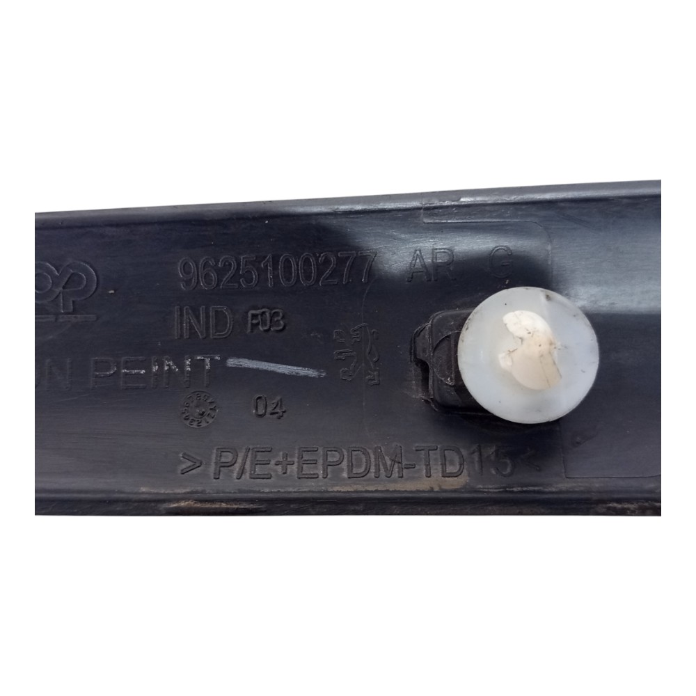 Friso Traseiro Le Pegeout 206 2001 2002 2003 2004 A 2011 Preto 7