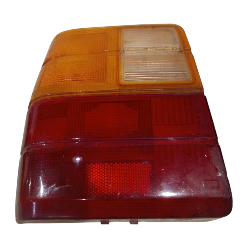 Lente Lanterna Tras Esquerda Fiat Uno 1.0 8v 1986 A 2004 5