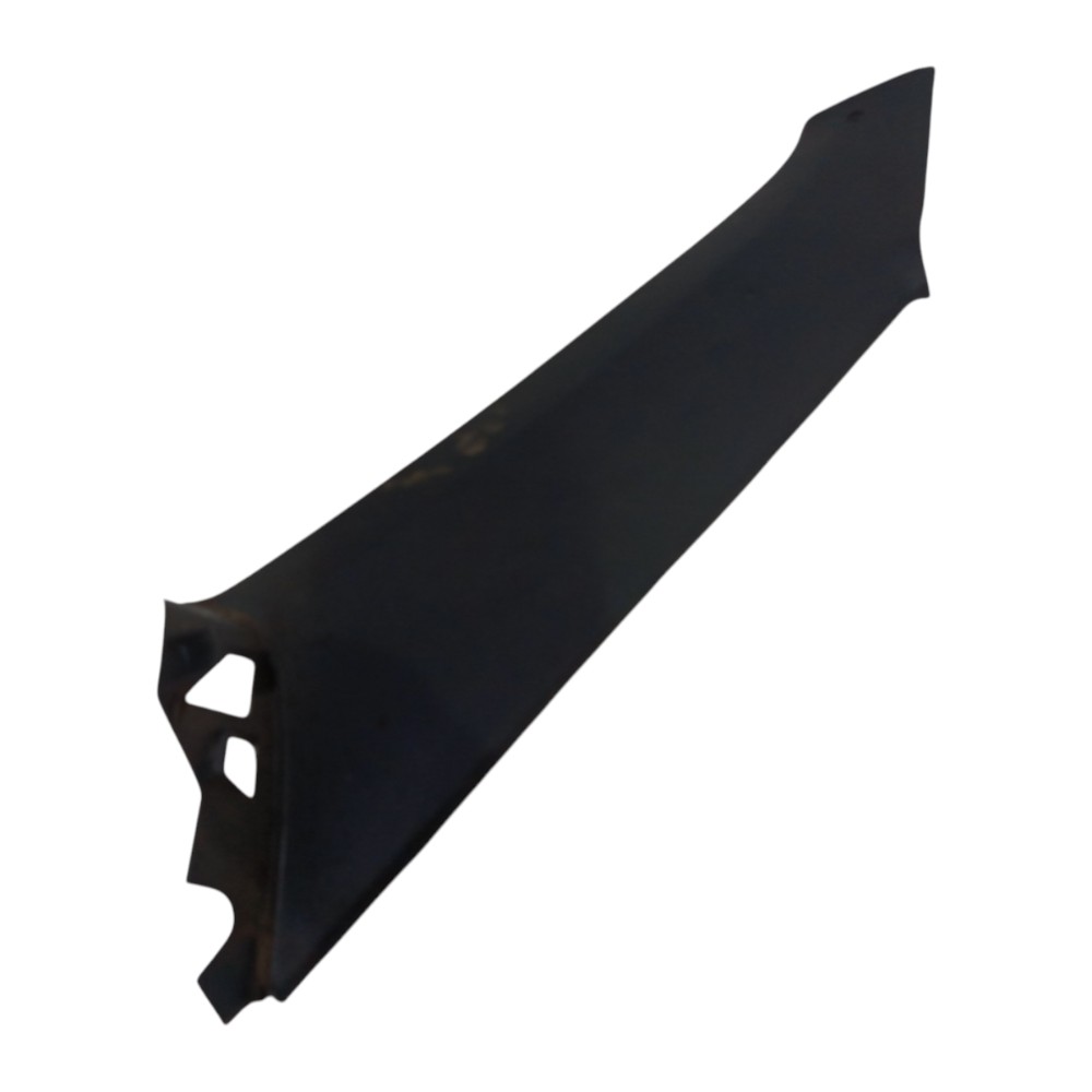 Coluna Lateral Traseira Direita Vw Passat 1995 1996 A 2001 3