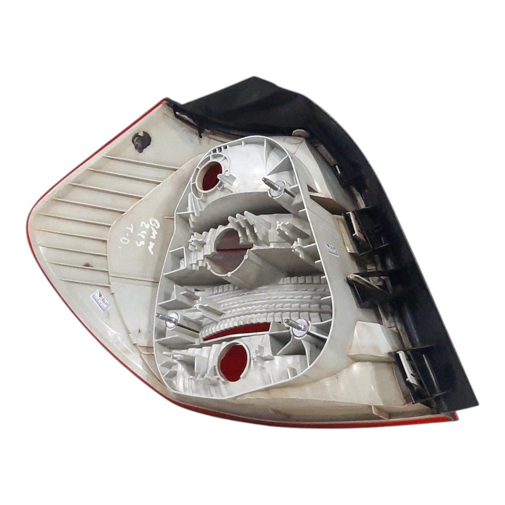 Lanterna Traseira Direita C/avaria 118i Bmw 2007 2008 A 2012 3