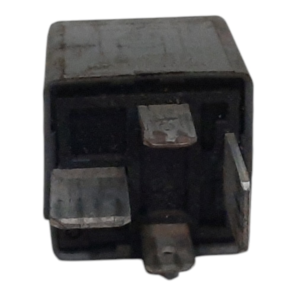Rele Auxiliar Audi 8d0951253 2