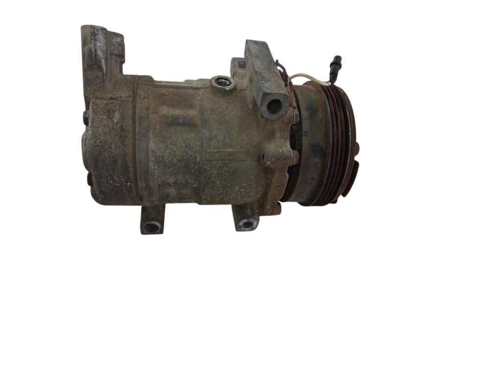 Compressor Ar condicionado Renault Clio 1.0 2002 2003 a 2006 1