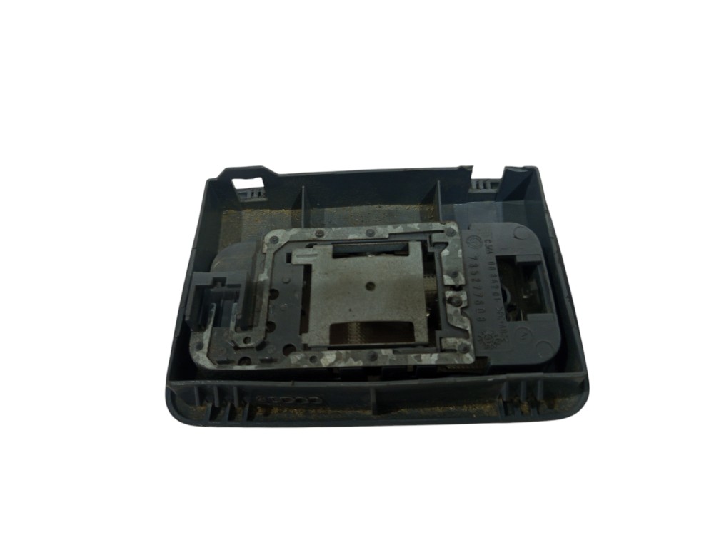 Luz Cortesia Fiat Palio Elx 1999 2000 2001 A 2009 Usado 4