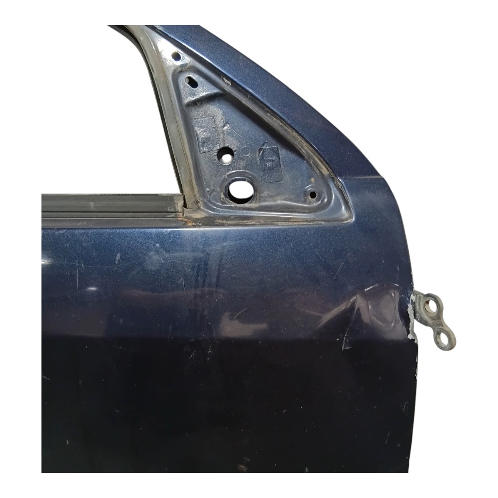 Porta Dianteira Direita Ford Focus Sedan 2001 A 2007 Detalhe Dianteira Direito 7