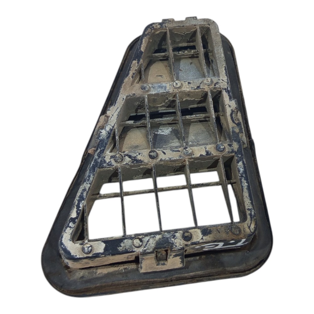 Difusor Carroceria Grade Ventilação Vw Gol Plus 1999 A 2005 2