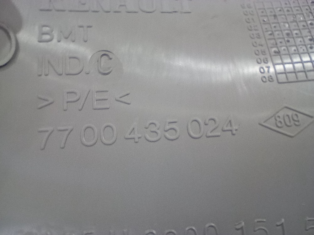 Suporte Tampão Bagagito Traseiro Direta Renault Clio 2000/08 5