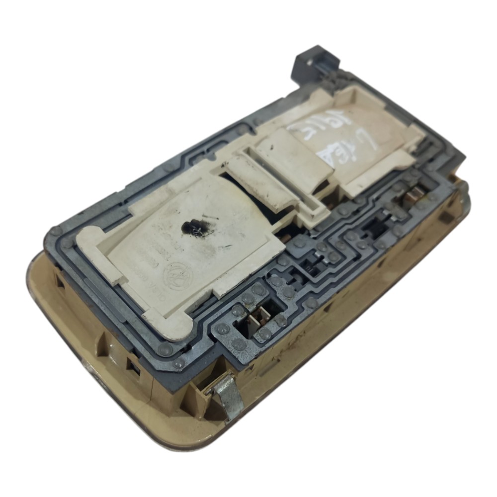 Luz Teto Cortesia Original Fiat Linea 2009 2010 A 2014 5