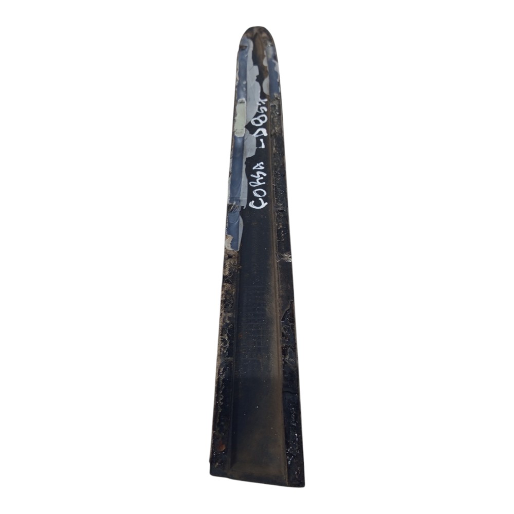 Friso Preto Lado Direito Gm Chevrolet Corsa 1998 1999 A 2002 Preto 6