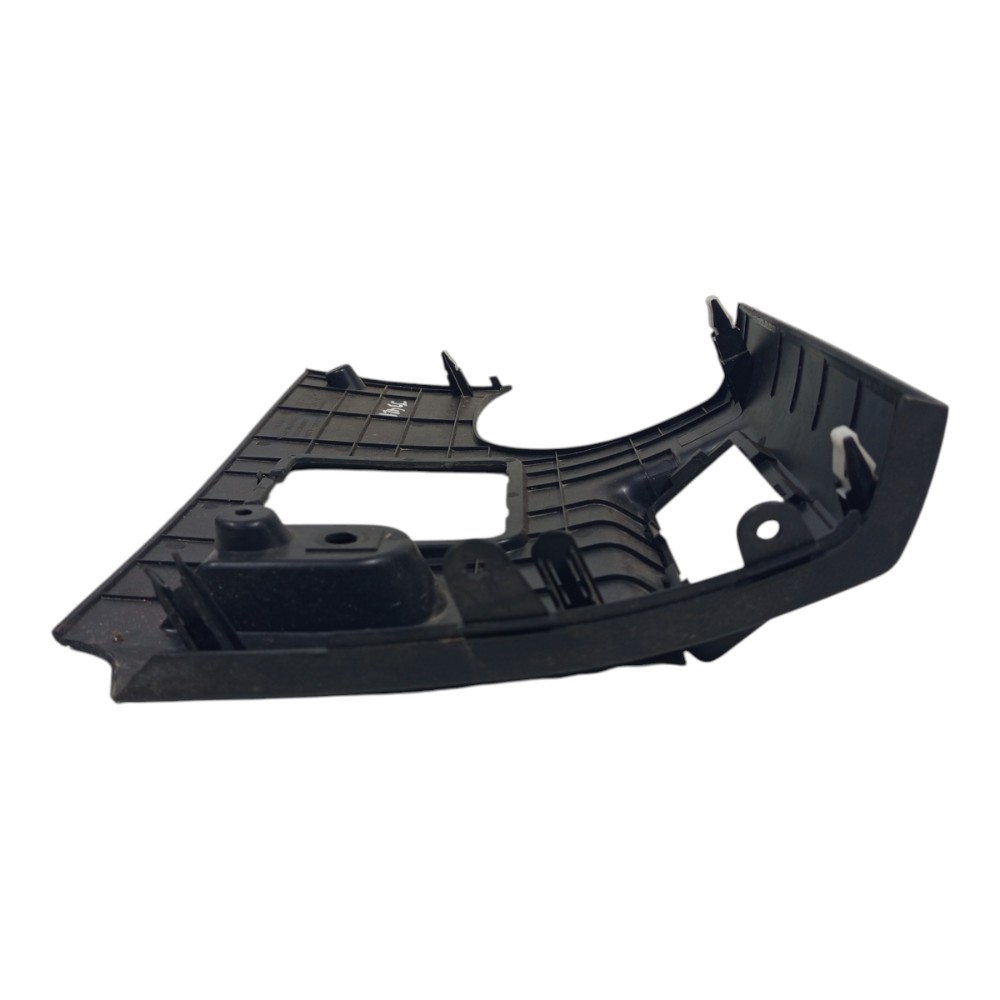 Moldura Inferior Esquerda Painel J3 2014 A 2015 5306040u8260 Preto 4