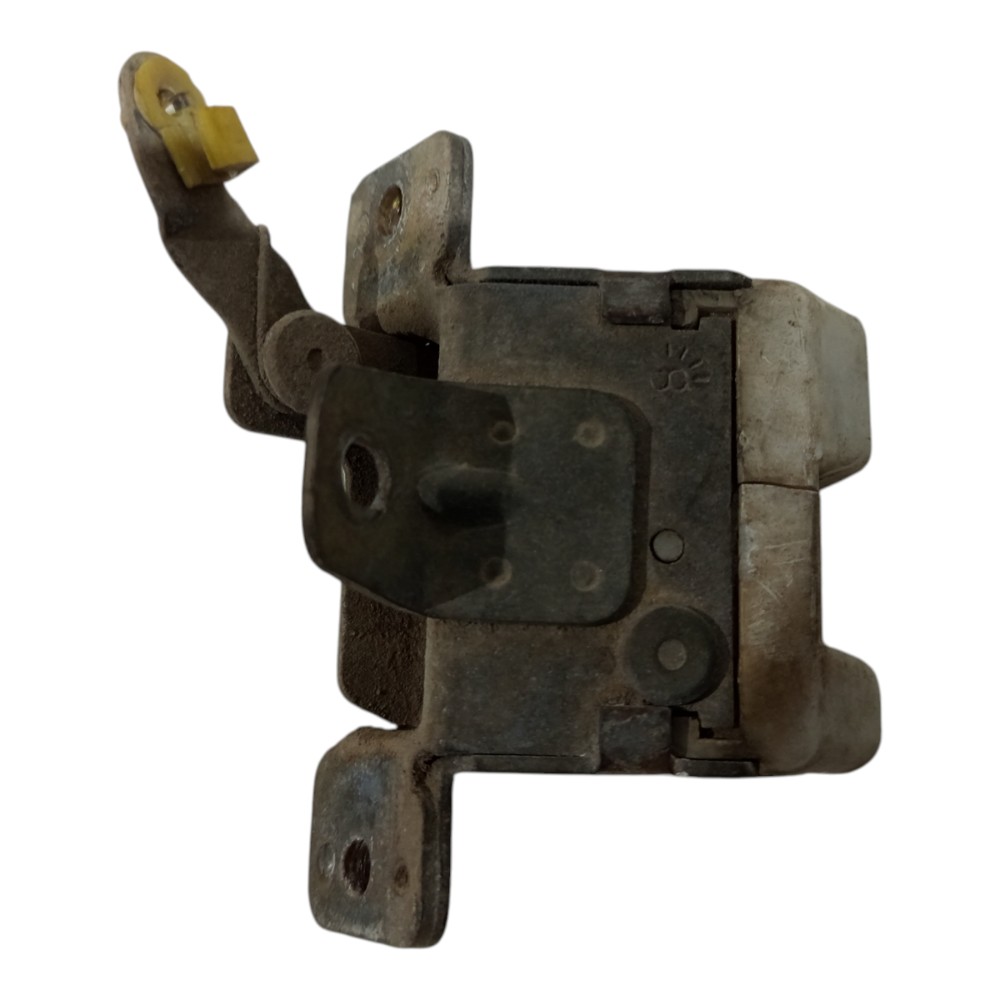 Tranca Trava Porta Malas Gm Chevrolet Corsa 1996 1997 A 2002 2
