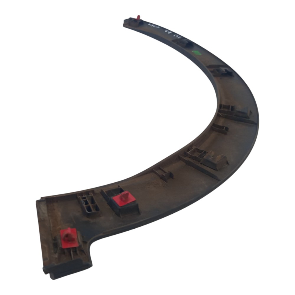 Moldura Para Lama Dianteira Direita Vw Up 2014 A 2021 Avaria 6