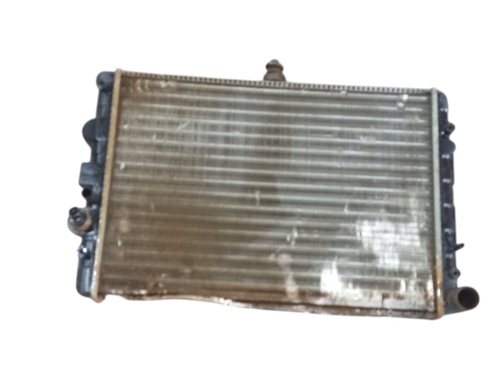 Radiador Volkswagen Parati Gol 1.0 G2 1996 1997 A 2004 2