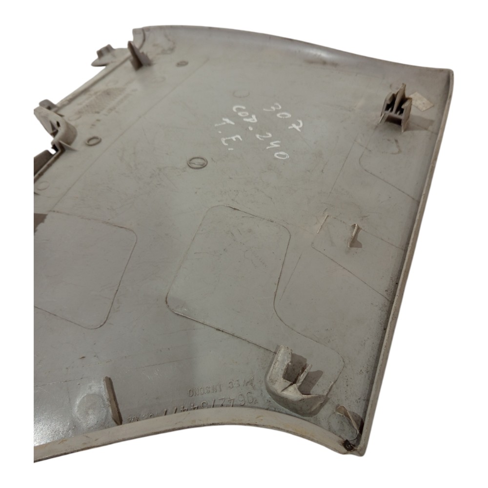 Acabamento Porta Malas Esquerdo Peugeot 208 2015 A 2020 8