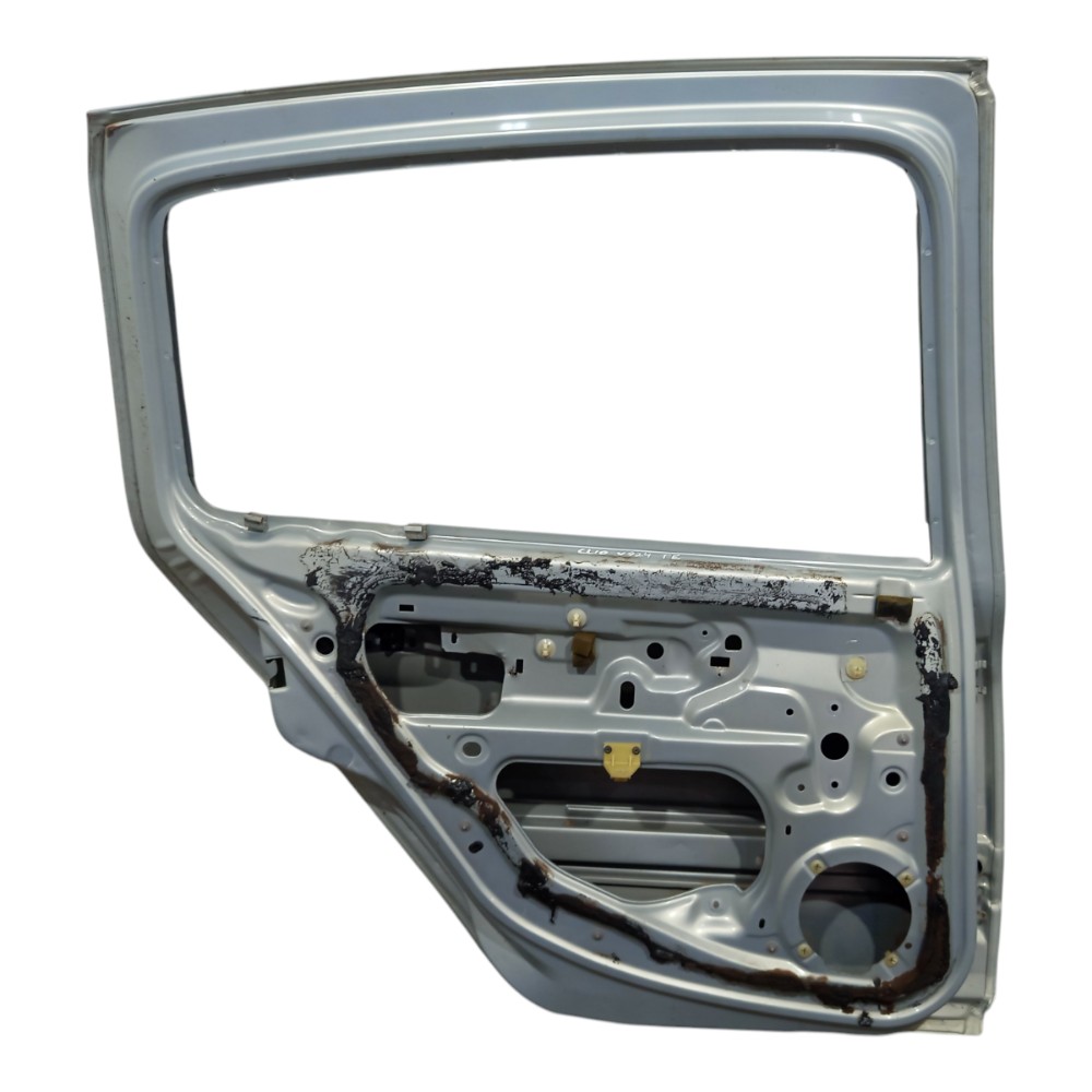 Porta Traseira Esquerda Renault Clio 1996 A 2006 Com Avaria Traseira Esquerda Prateado 6