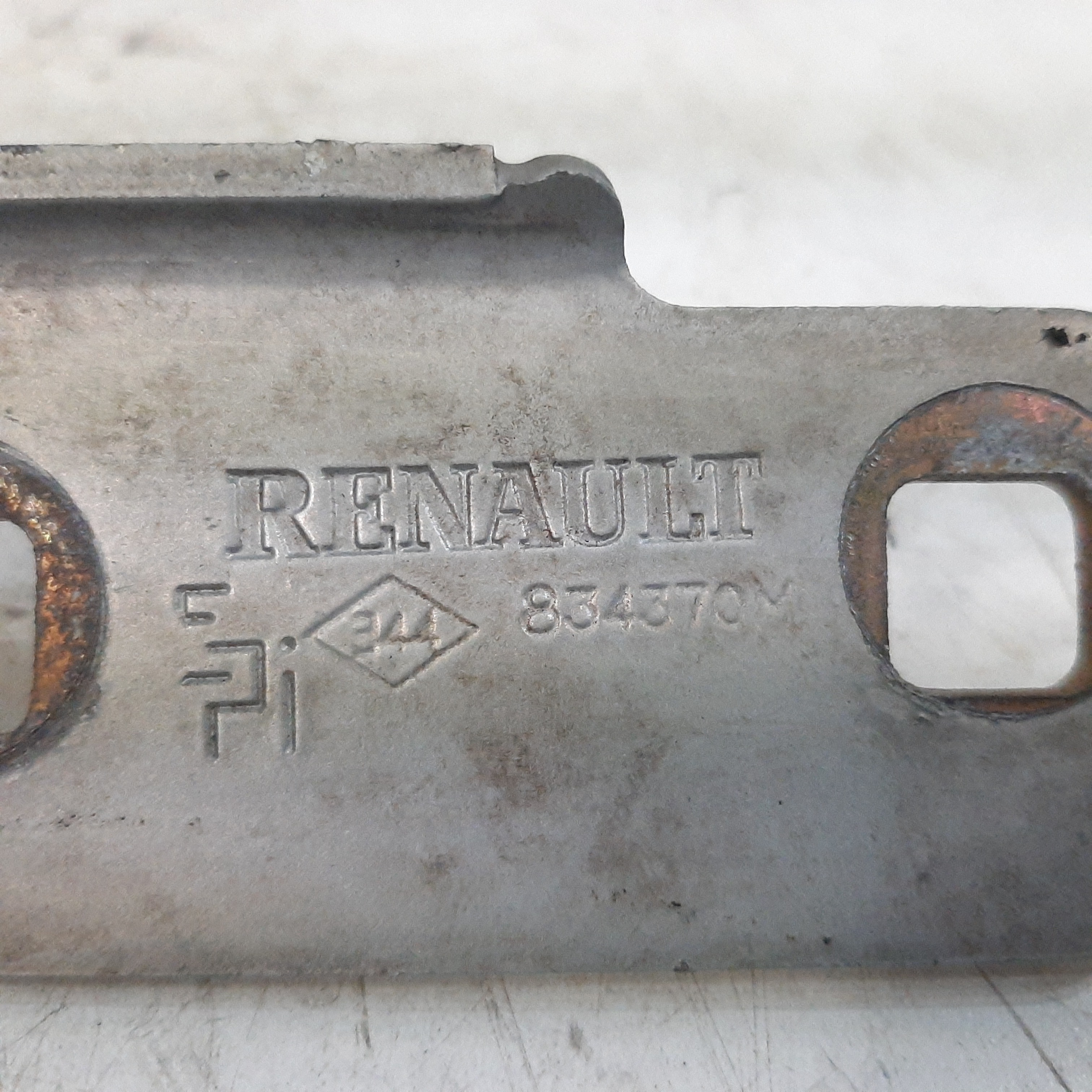 Dobradiça Direita Capô Dianteiro Renault Megane 1997 A 2004 7
