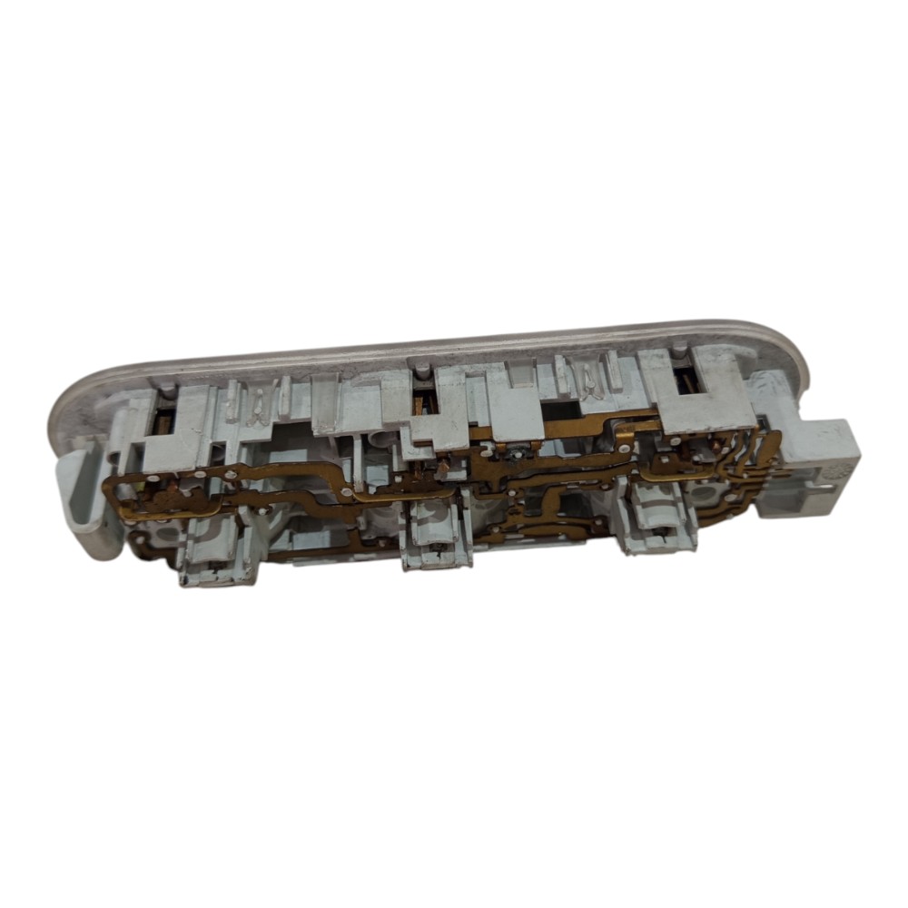 Luz Teto Cortesia Nissan Livina 2009 A 2014 3