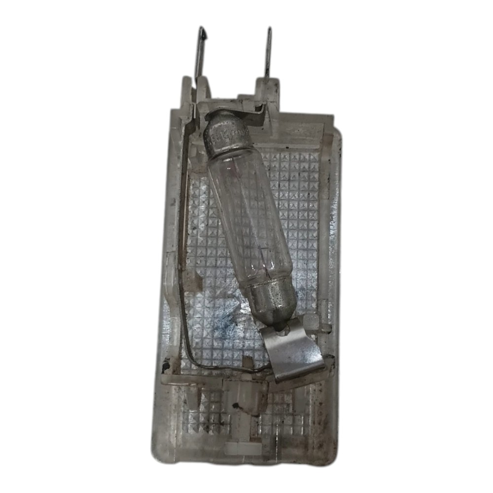 Lanterna Porta Luvas Chevrolet Vectra Corsa 2006 A 2011 2