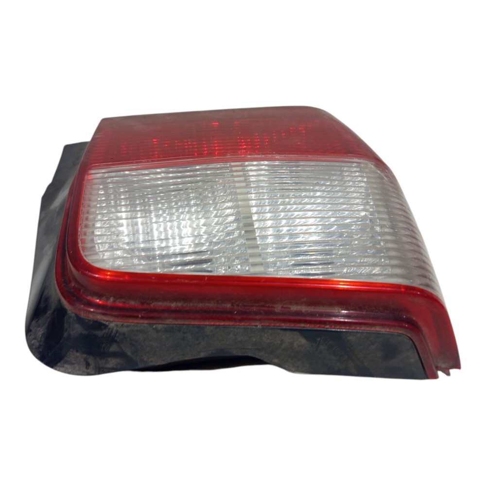 Lanterna Esquerda Fiat Uno 2004 2005 2006 2007 2008 09 2010 Esquerdo/motorista Vermelho E Branco 5