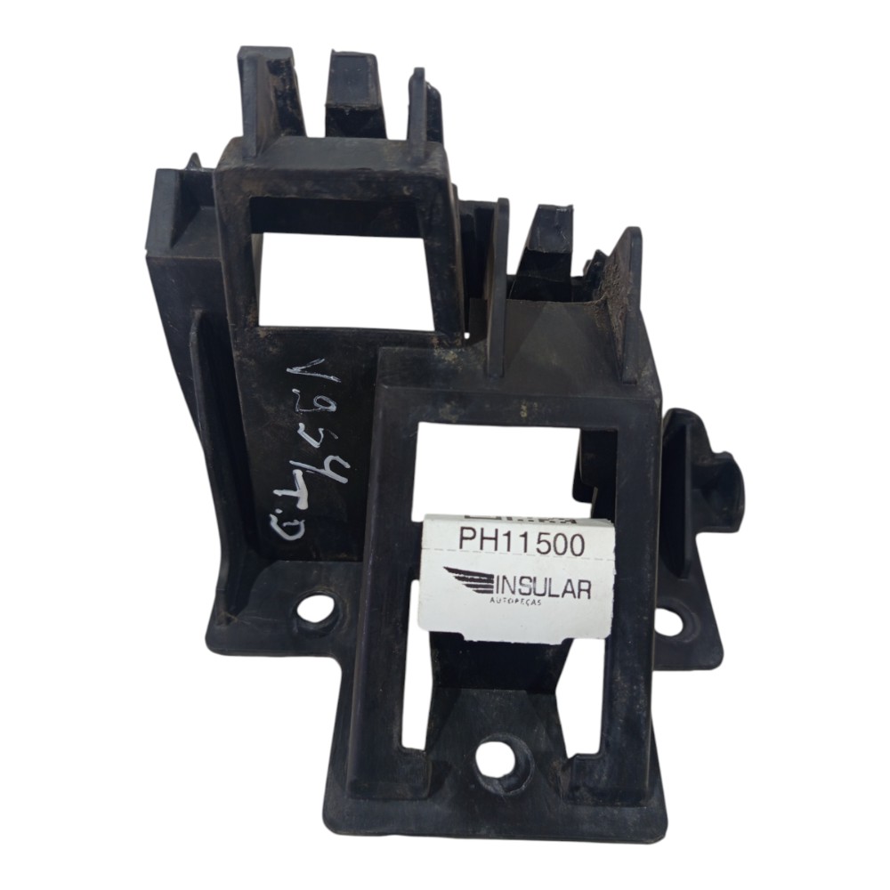 Guia Para-choque Traseiro Direito Vw Jetta 2011 A 2014 1