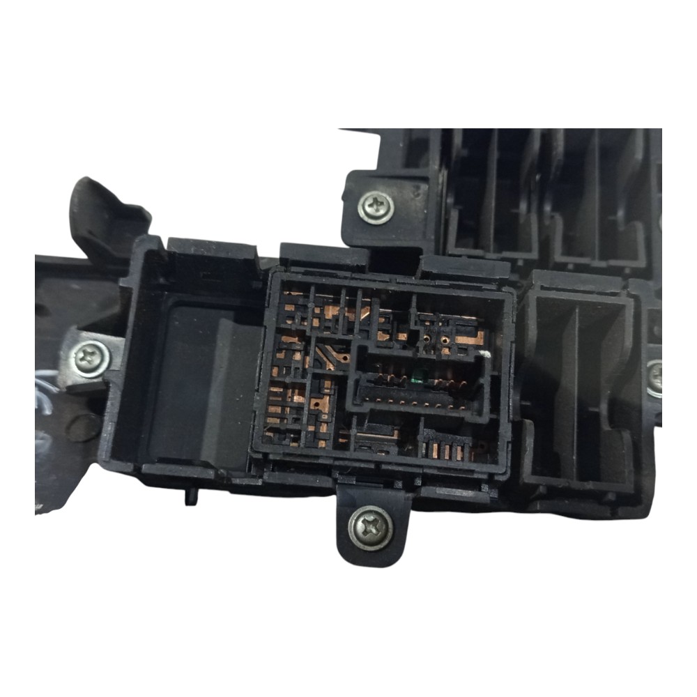 Moldura Botão Retrovisor Nissan Versa March 2011 2012 A 2015 7