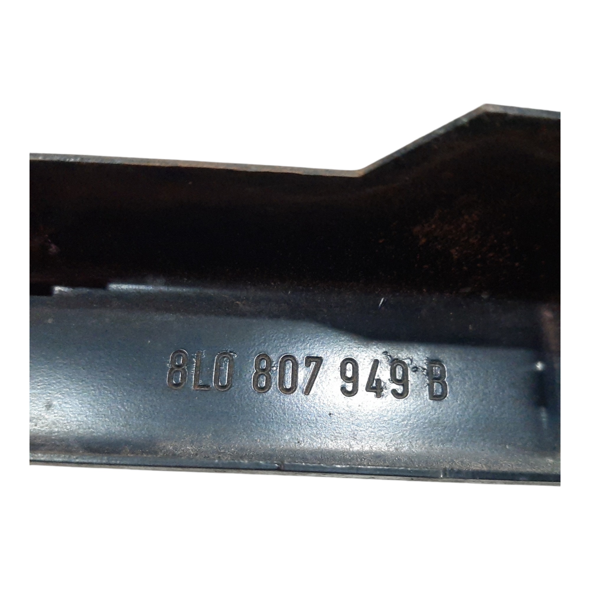 Guia Central Parachoque Traseiro Audi A3 8l 1997 1998 A 2006 7
