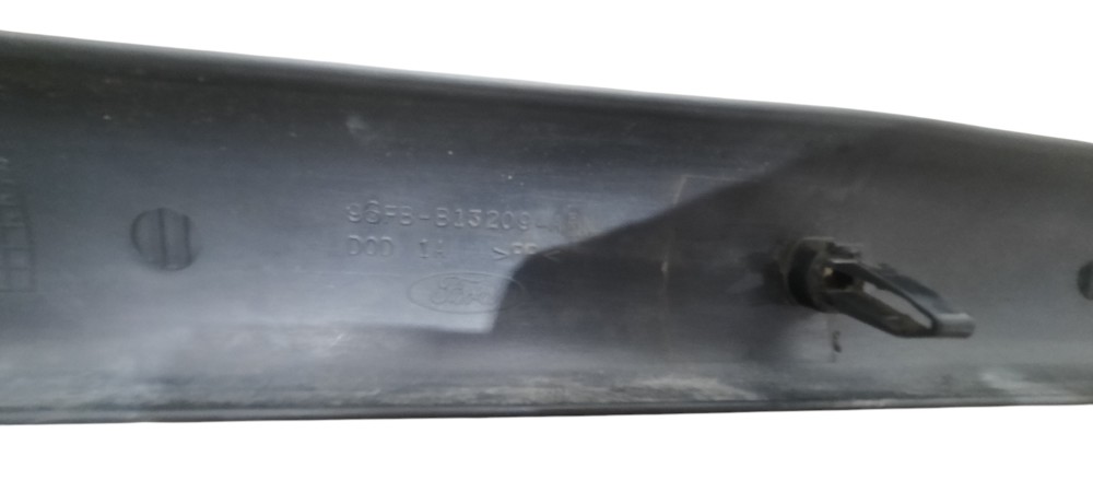 Acabamento Soleira Dianteira Esquerda Ford Fiesta 1995 A 01 8