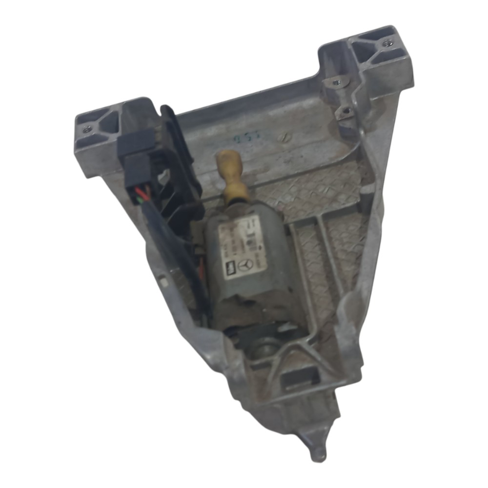 Motor Trava Coluna Direção Mercedes Benz C200 2006 A 2012 6
