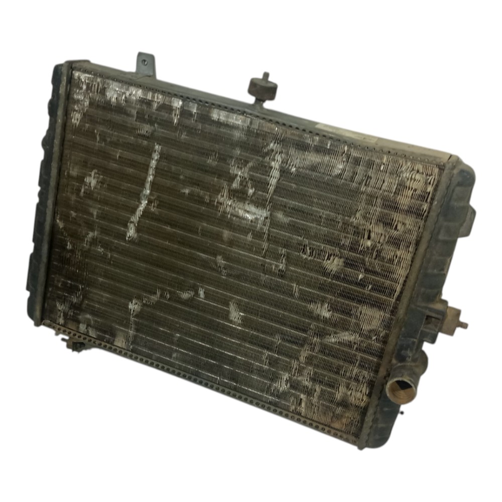 Radiador Agua Volkswagen Voyage 1.8 8v 1981 1982 1983 A 1996 1