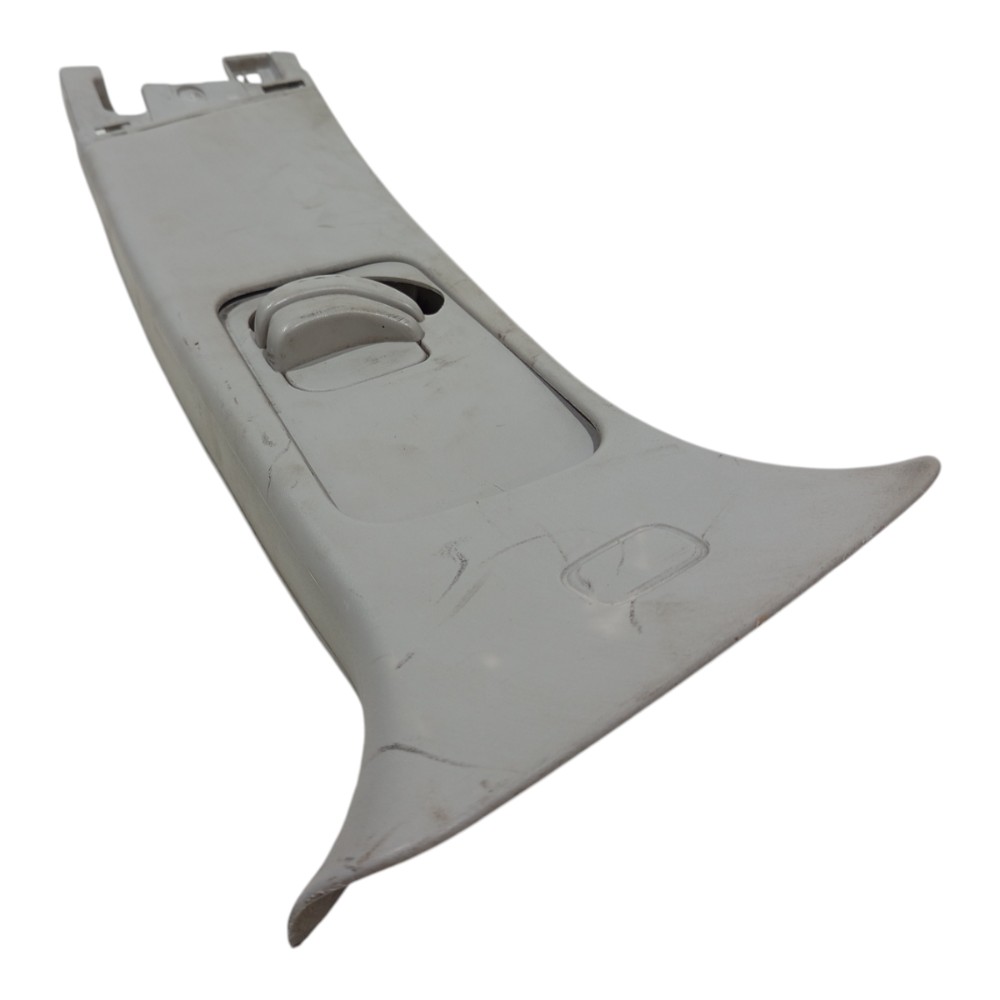Moldura Coluna Lado Direi Peugeot 307 2001 2002 2003 A 2008 2