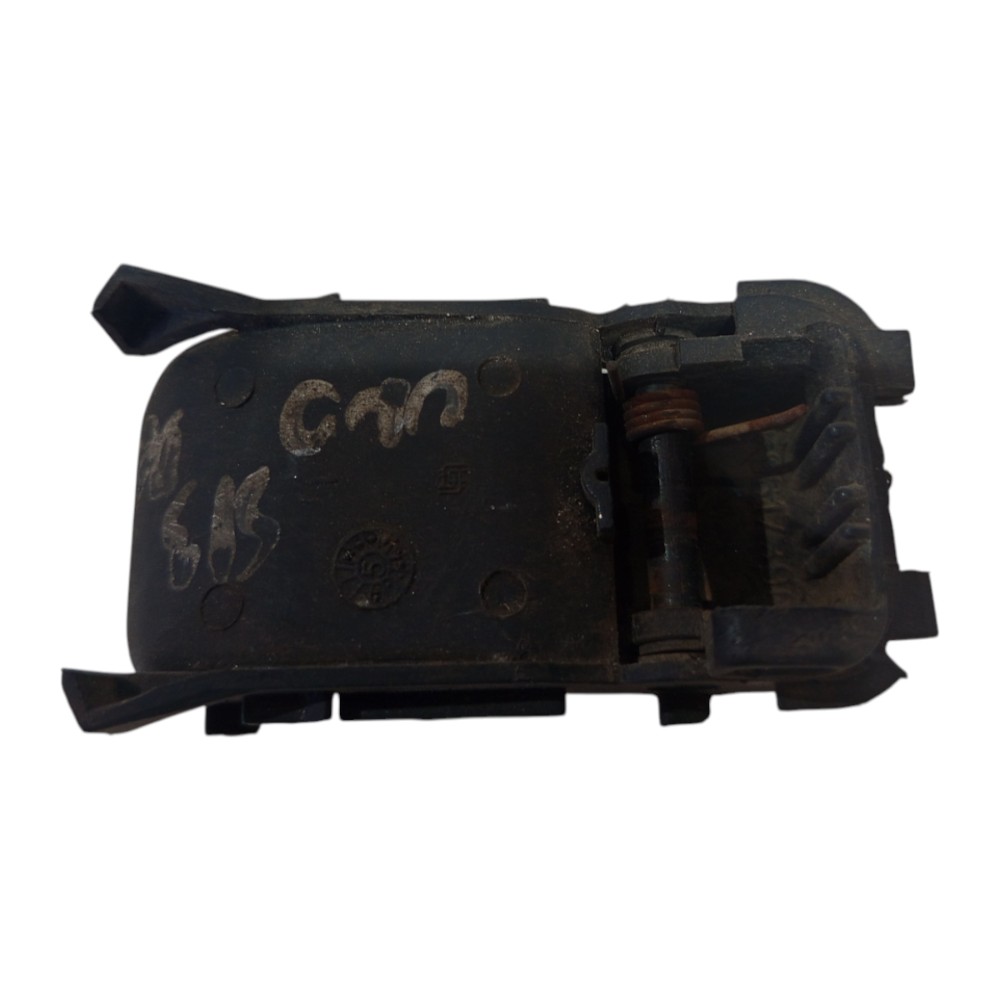 Maçaneta Interna Dianteira Esq Fiat Uno 1995 1996 97 A 1999 Preto Dianteira/traseira 4