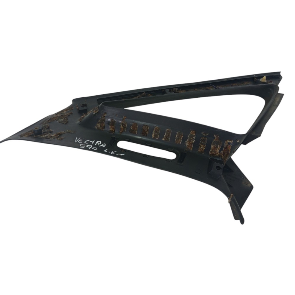 Moldura Lateral Traseira Direita Gm Vectra 1993 1994 A 1996 5