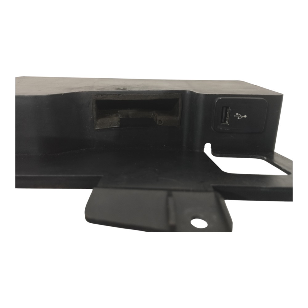 Acabamento Porta Luvas Entrada Usb Fiat Linea Original 1