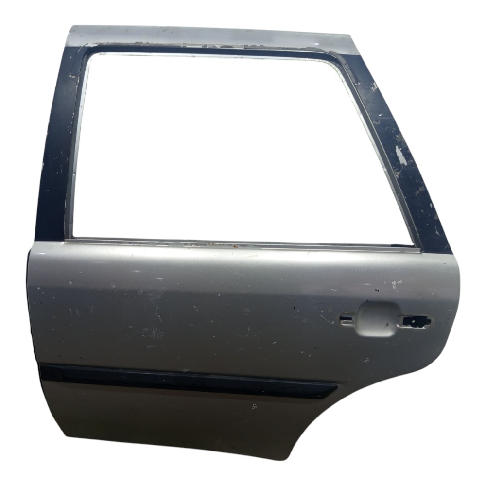 Porta Traseira Esquerda Volkswagen Parati 99 A 2005 Detalhes Traseira Esquerda Prateado 1