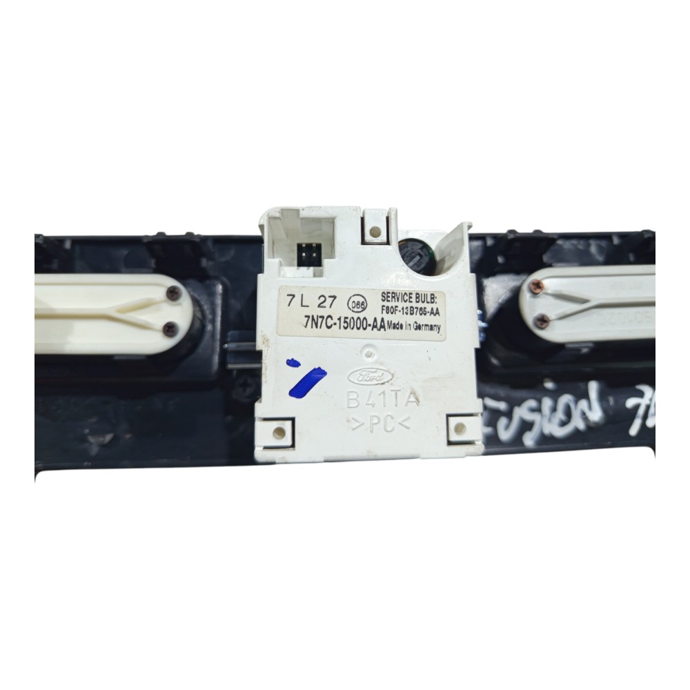 Moldura Central Rádio Relógio Painel Ford Fusion 2006 A 2009 7