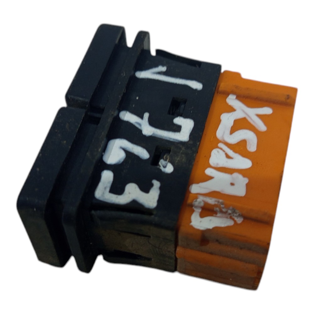 Botão Interruptor Vidro Traseiro Direito Xsara 2001 A 2012 4