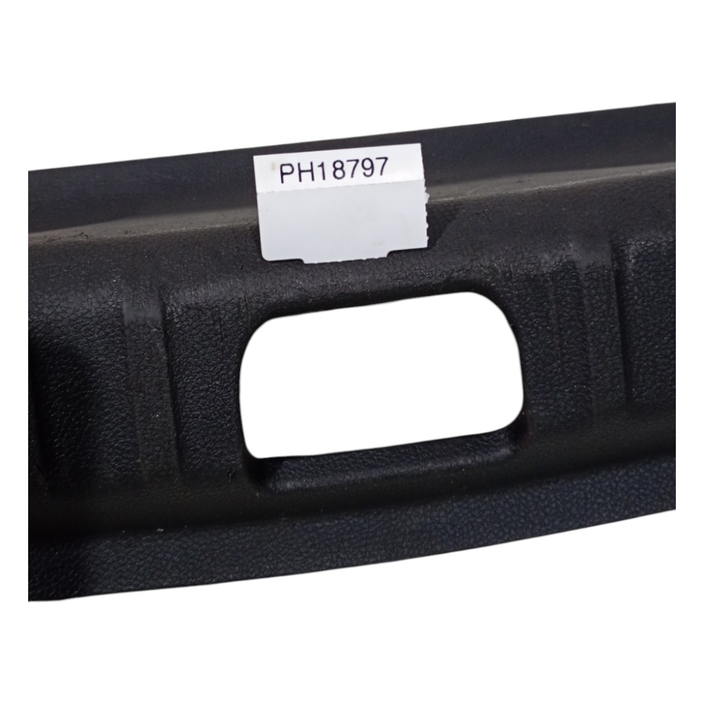 Soleira Tampa Porta Malas Chevrolet Prisma 2013 A 2019 7