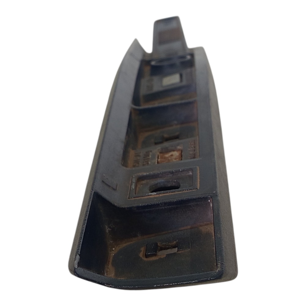 Suporte Base Rack Teto Traseiro Direito Tracker 2020 A 2024 6