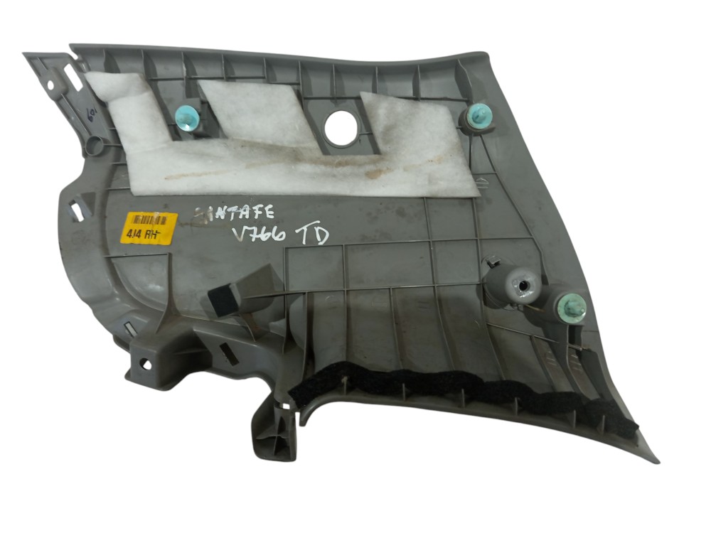 Moldura Coluna Traseira Direita Hyundai Santa Fe 2006 A 2013 5
