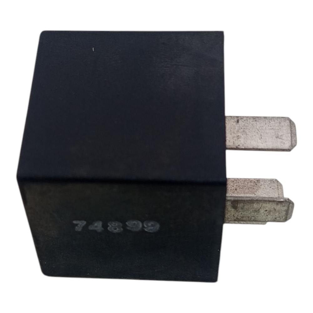 Relé Pisca Alerta Chevrolet Gm Corsa 1999 A 2007 4