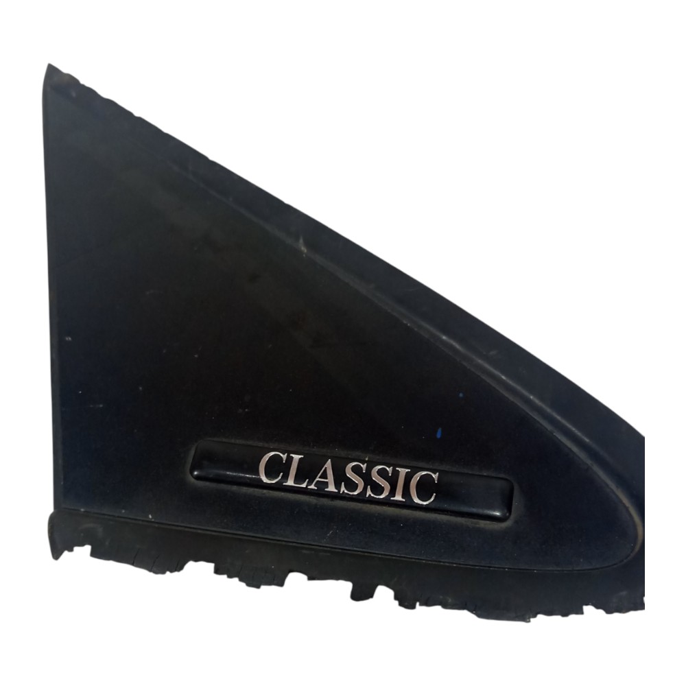 Moldura Paralama Dianteiro Direito Mercedes Classe A160 6