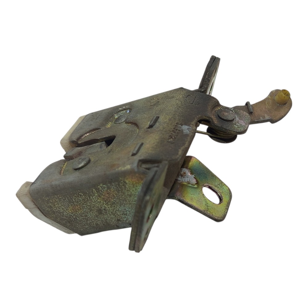 Fechadura Tampa Traseira Gm Chevrolet Corsa 1997 1998 A 2002 3